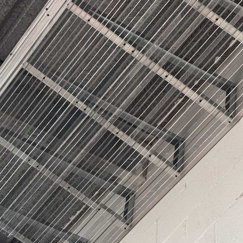 Foto en detalle de Lana de roca aplicada a una construcción